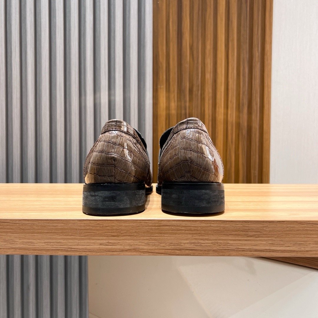 Hermès Brown Textured Loafers